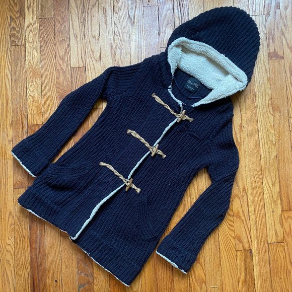 Lisa Knit (Zara) Toggle Sweater - Picture 1 of 4